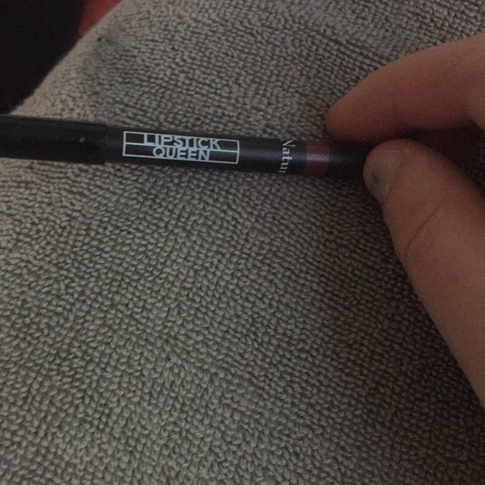 Lip liner from lipstick queen